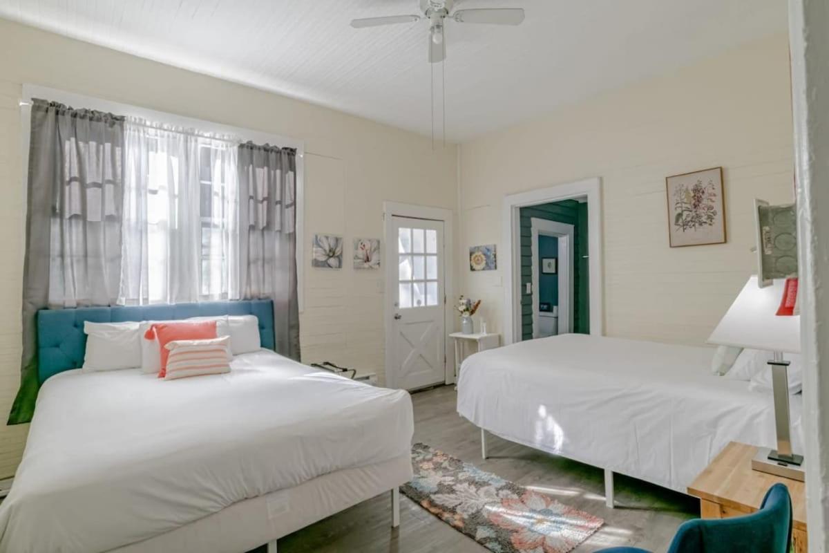 Pretty Peach Palace-Historic, Mins To Downtown Mobile Bagian luar foto