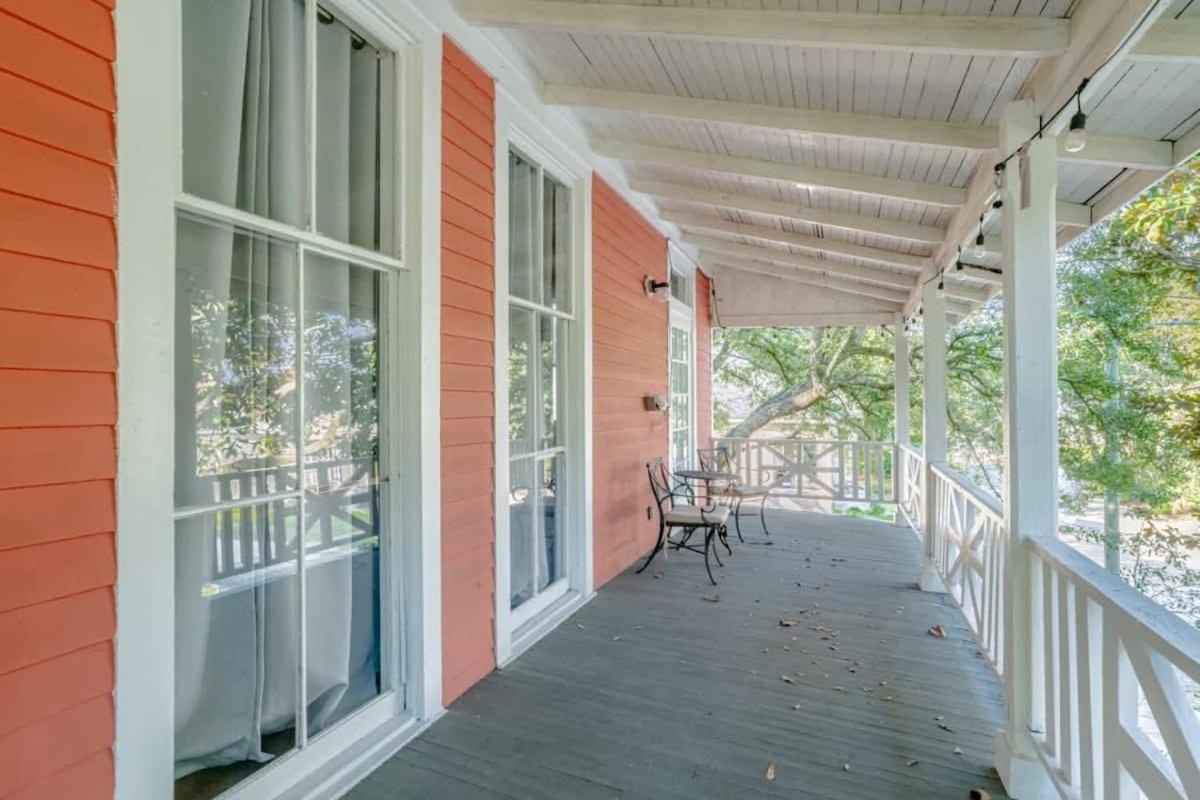 Pretty Peach Palace-Historic, Mins To Downtown Mobile Bagian luar foto