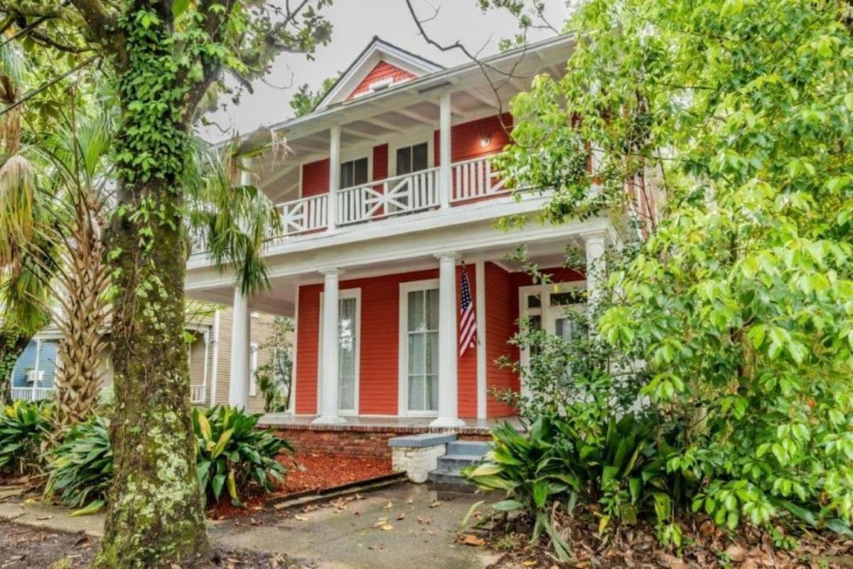 Pretty Peach Palace-Historic, Mins To Downtown Mobile Bagian luar foto