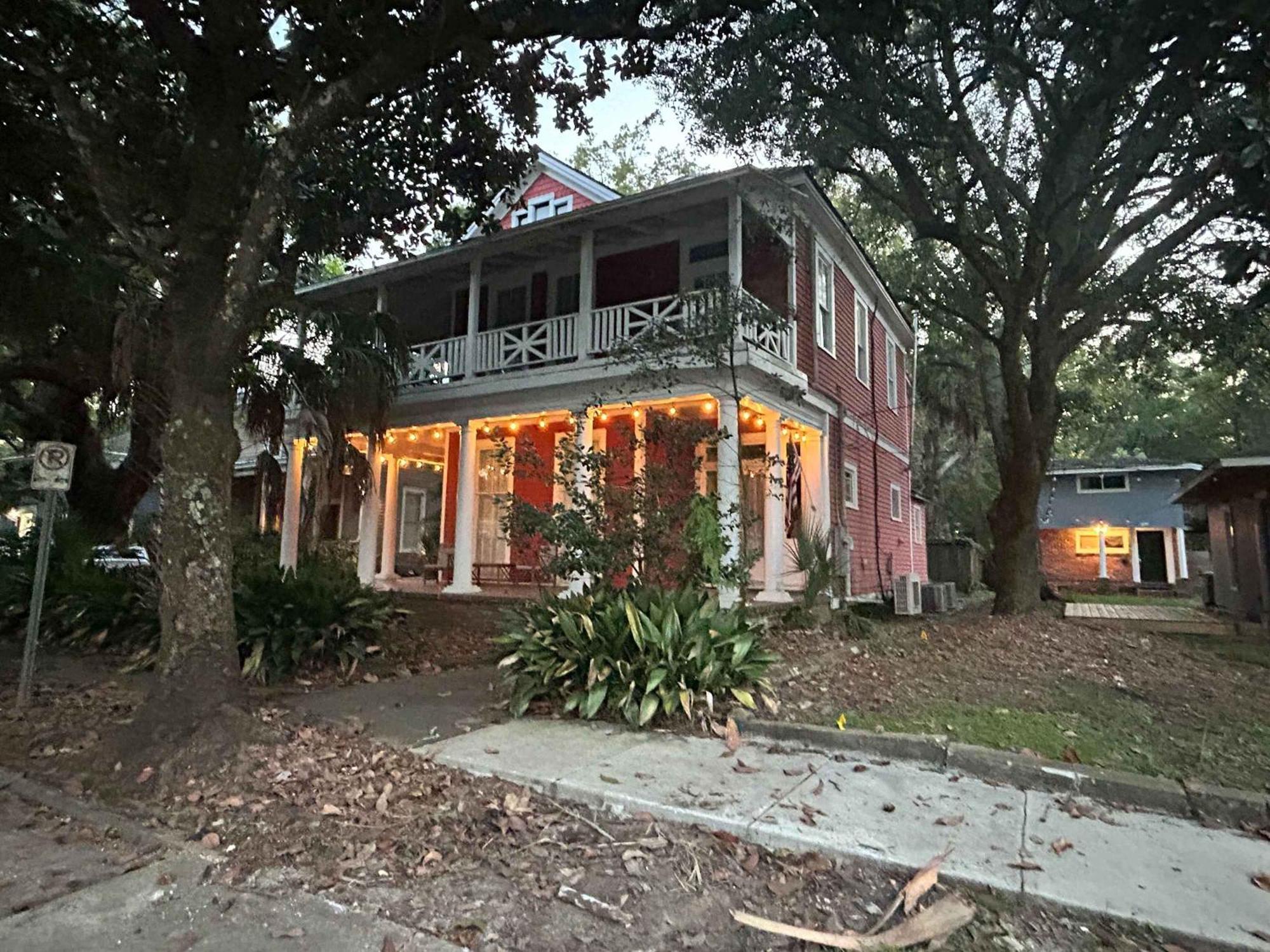 Pretty Peach Palace-Historic, Mins To Downtown Mobile Bagian luar foto